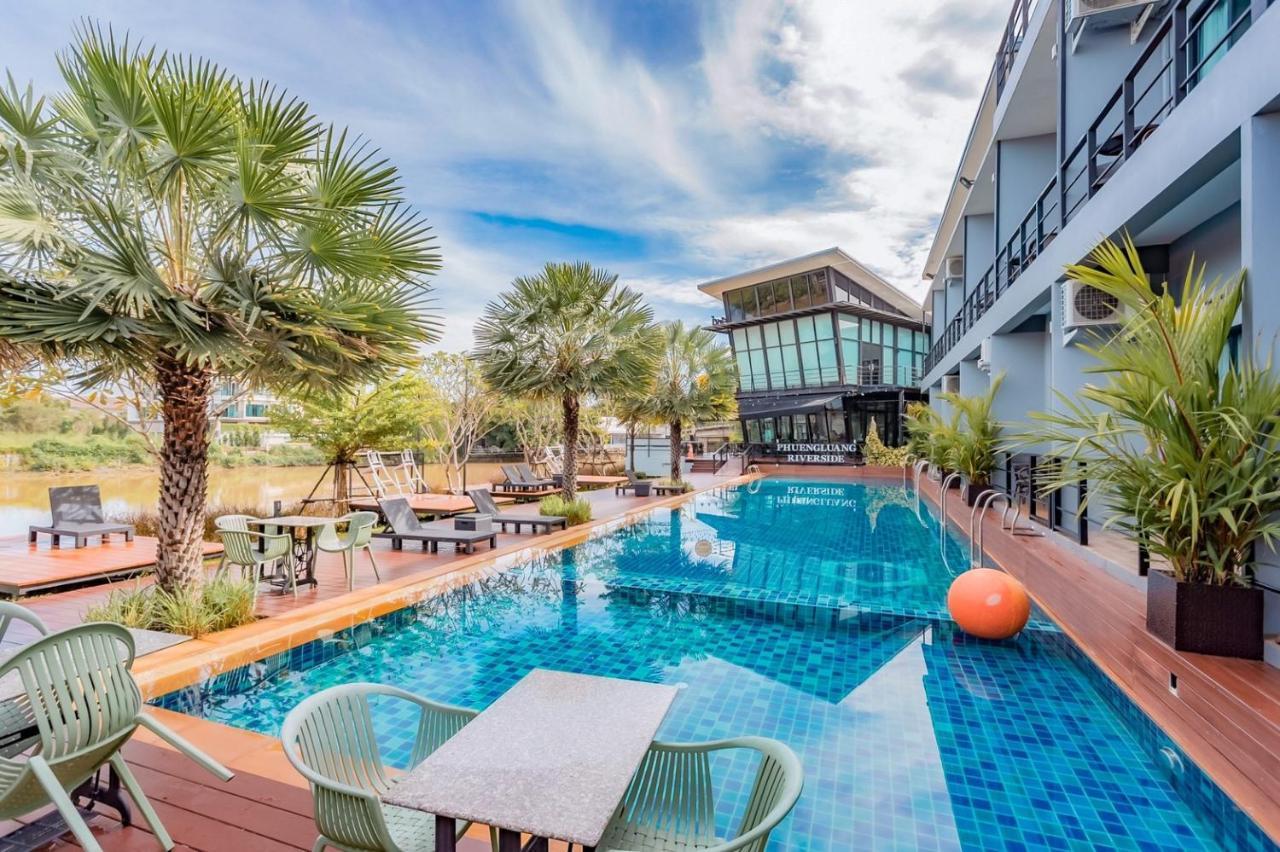 Phuengluang Riverside Hotel Chanthaburi Buitenkant foto