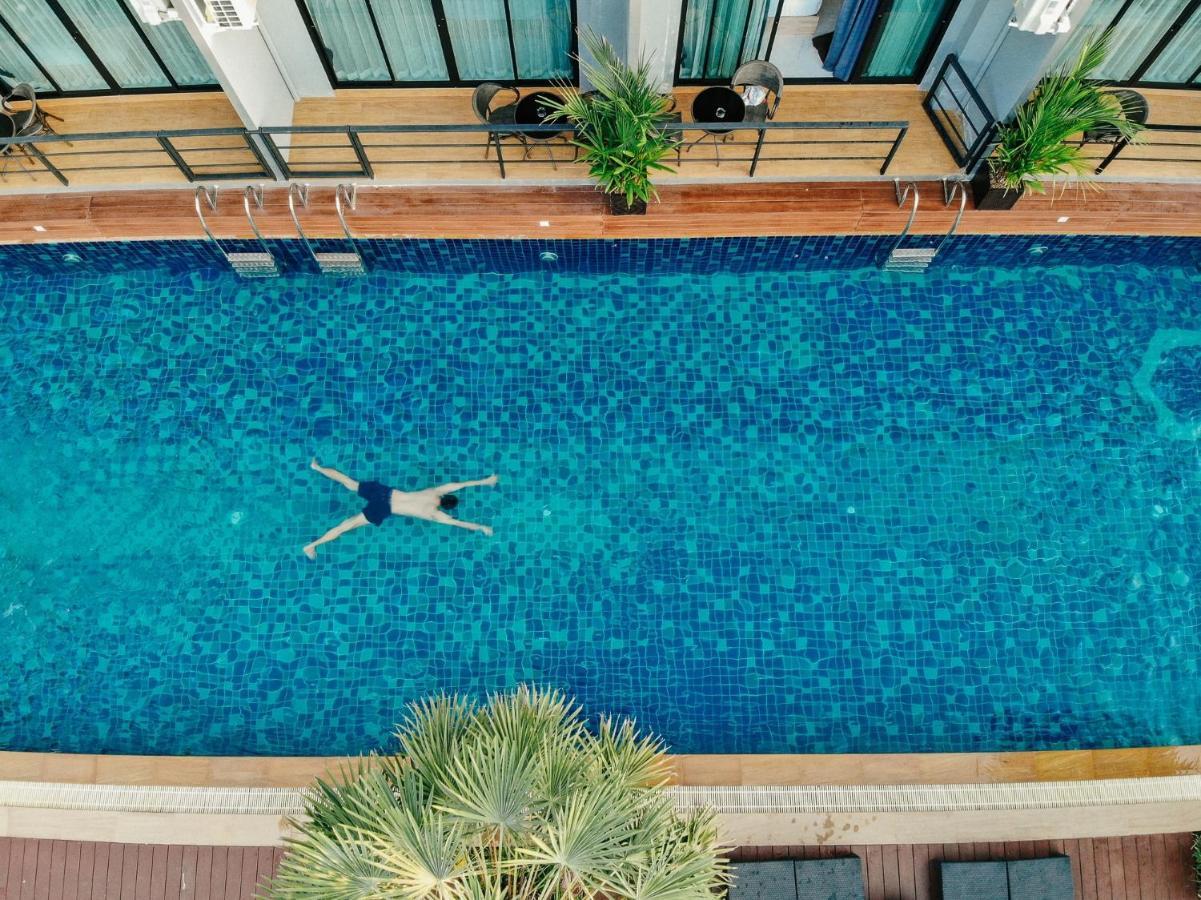 Phuengluang Riverside Hotel Chanthaburi Buitenkant foto