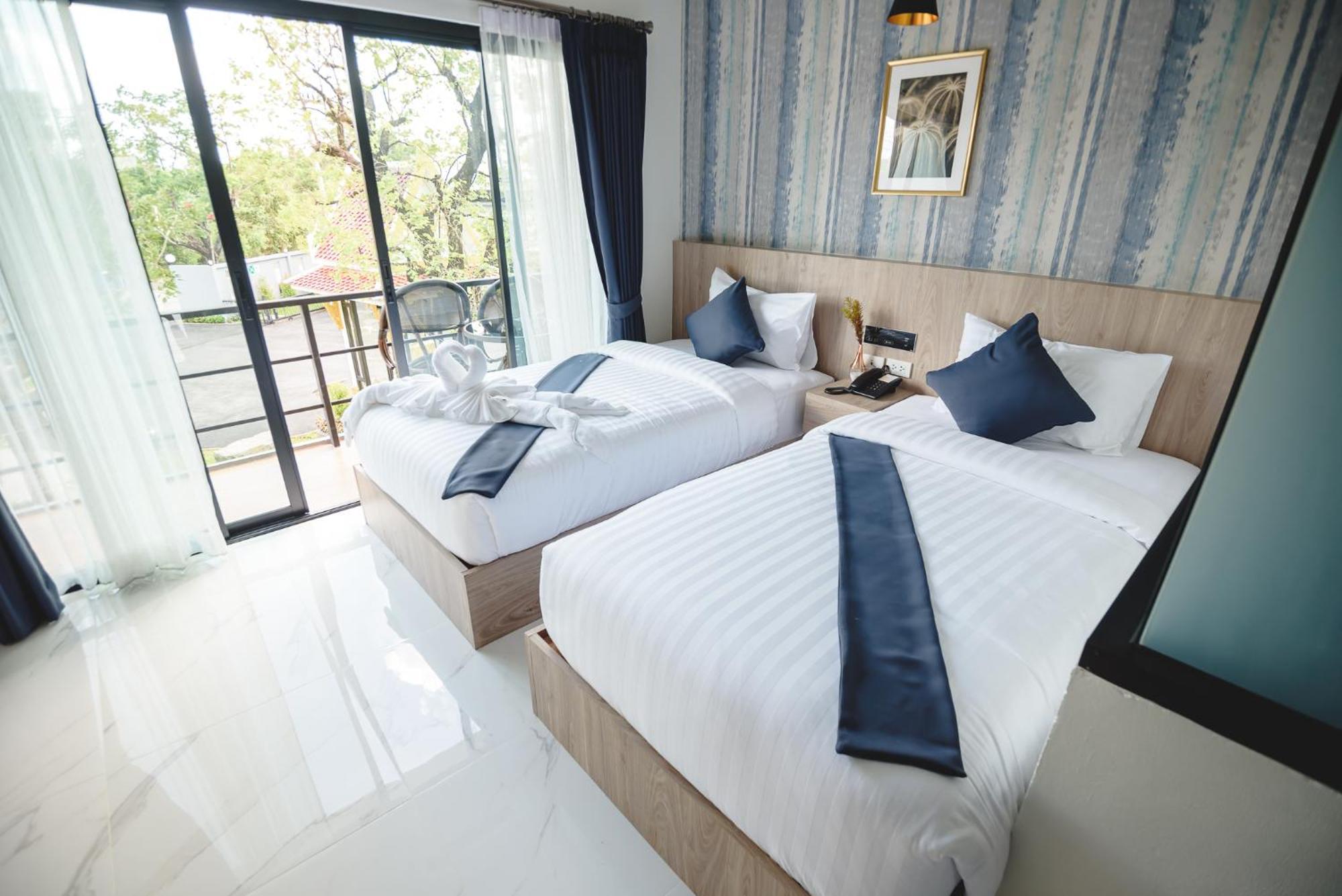 Phuengluang Riverside Hotel Chanthaburi Buitenkant foto